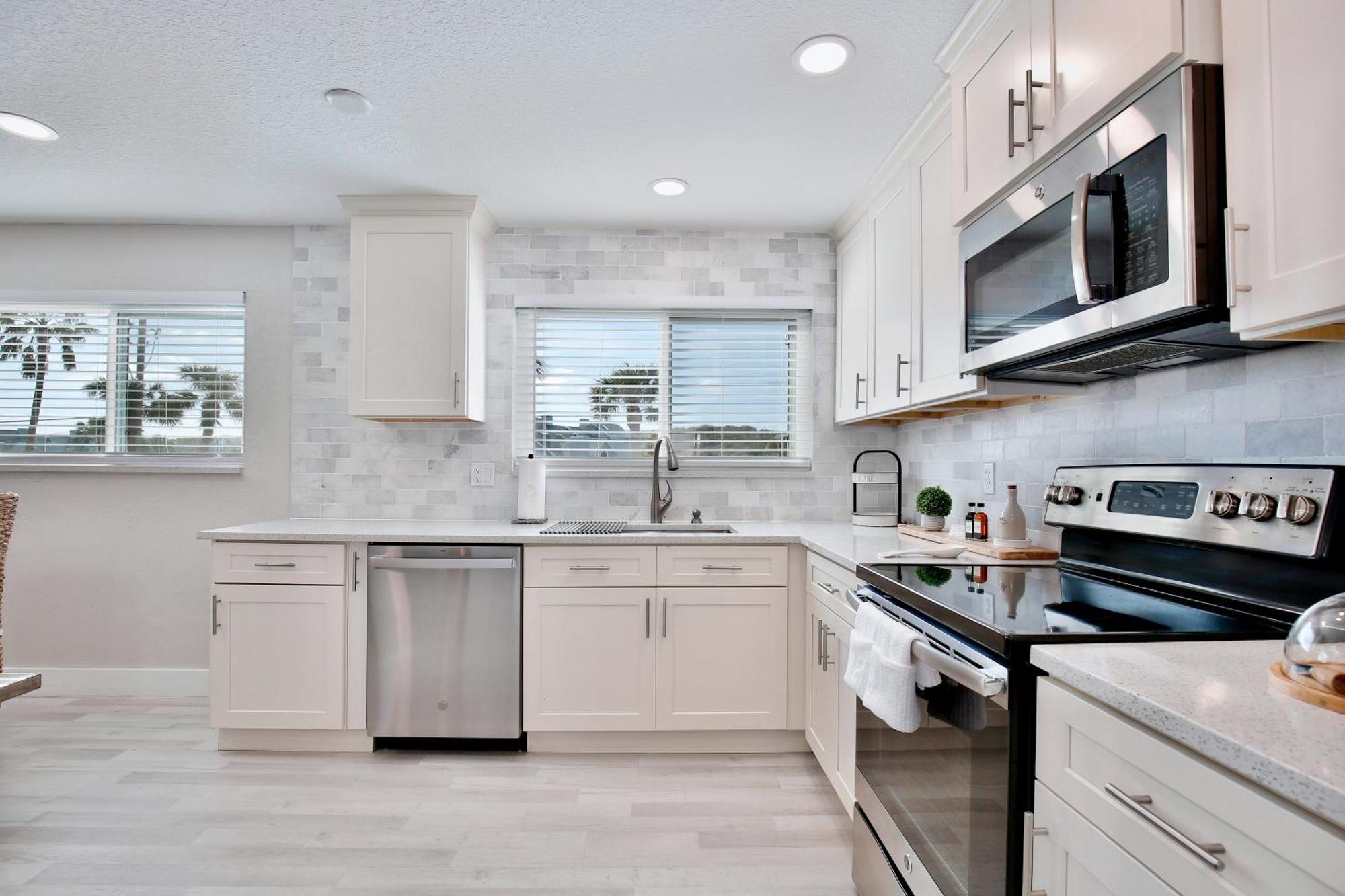 Zen Beach Retreat - Ocean View Townhouse -No Drive Beach نيو سميرنا بيتش المظهر الخارجي الصورة